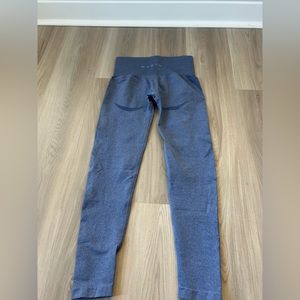 Nvgtn leggings size : small